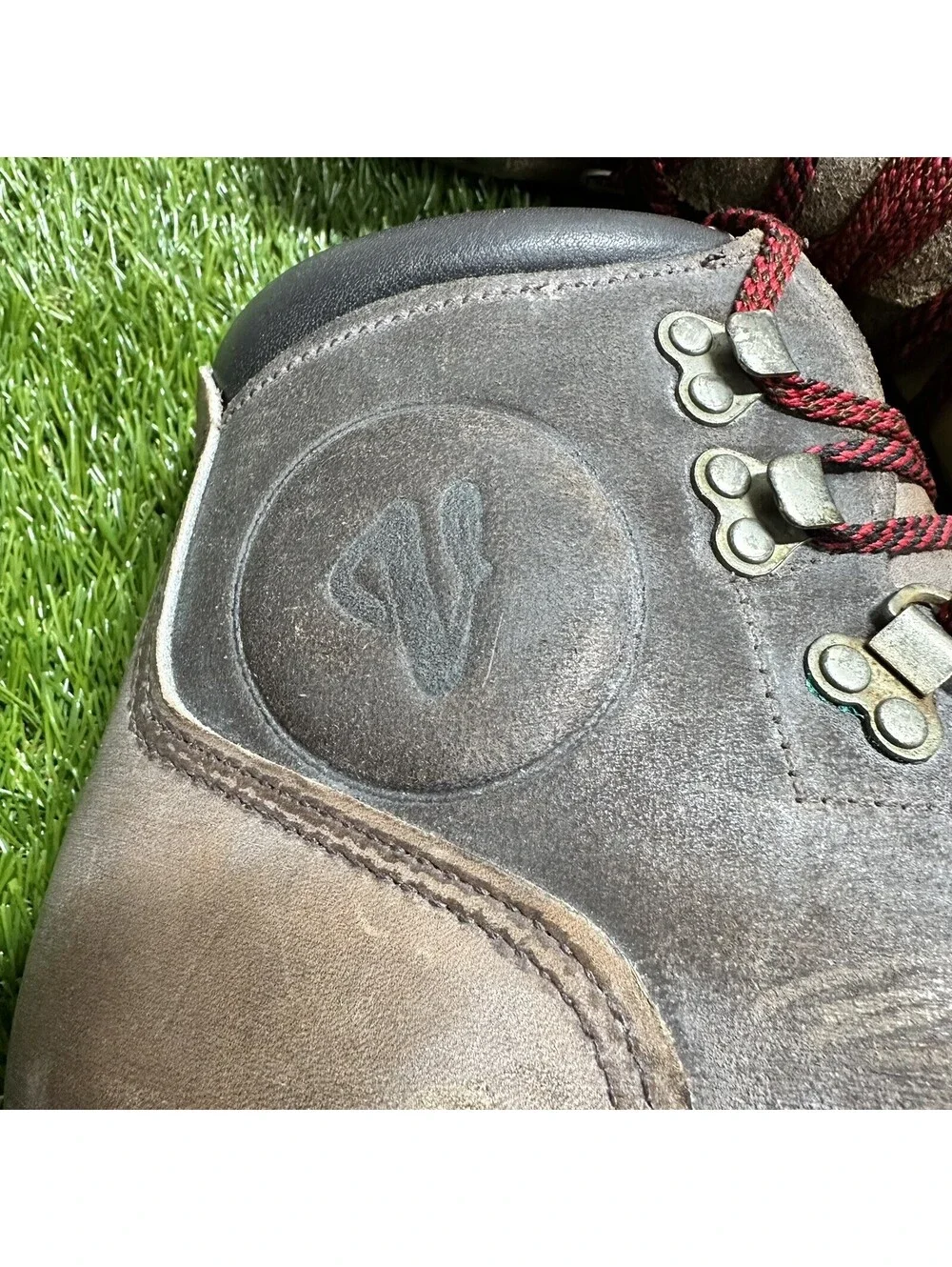 Vintage Vasque Leather Mountaineering Hiking Boots MADE IN USA Women’s Size 7A
